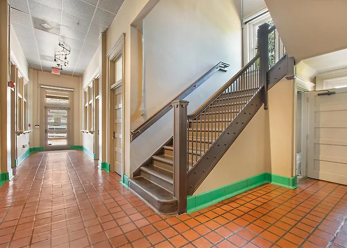 Vanity 2 Bedroom Loft Downtown Ft Worth Apartment